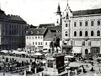 Trg bana Jelačića oko 1909. godine.jpg